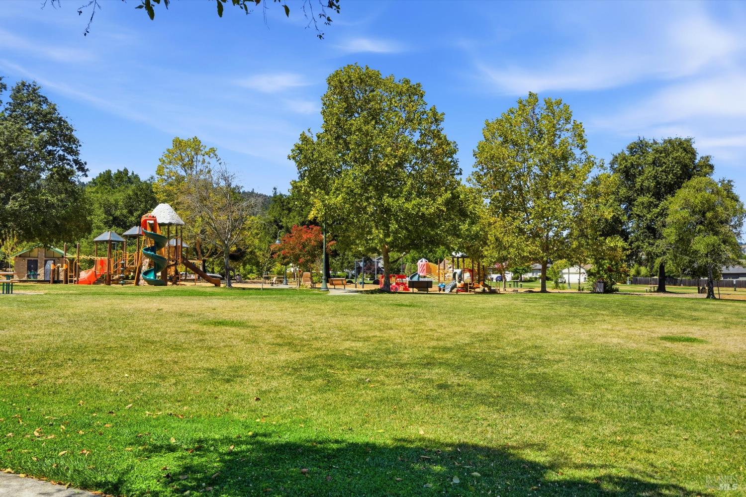 465 Riesling Street Cloverdale CA 95425