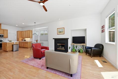 465 Riesling Street Cloverdale CA 95425
