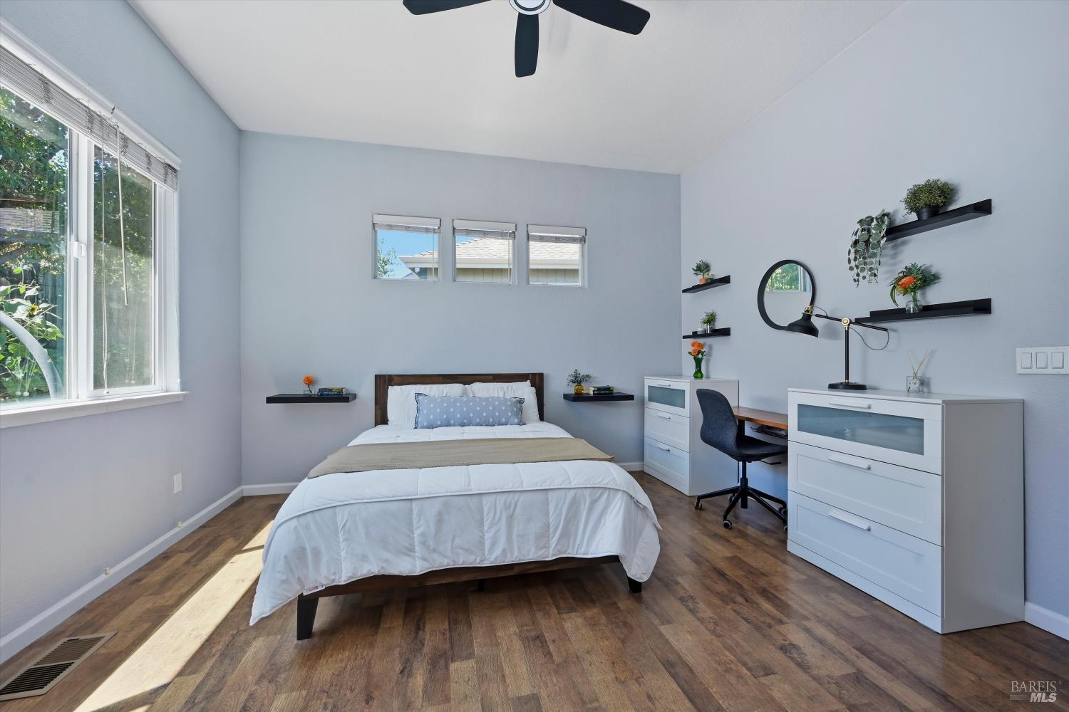 465 Riesling Street Cloverdale CA 95425