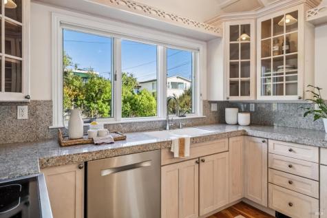 16 Calle Del Onda Stinson Beach CA 94970