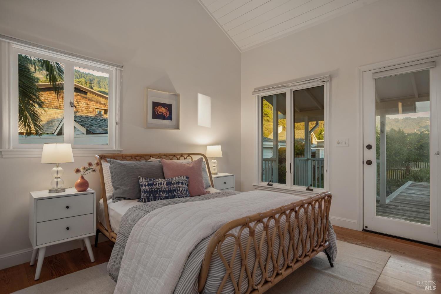 16 Calle Del Onda Stinson Beach CA 94970
