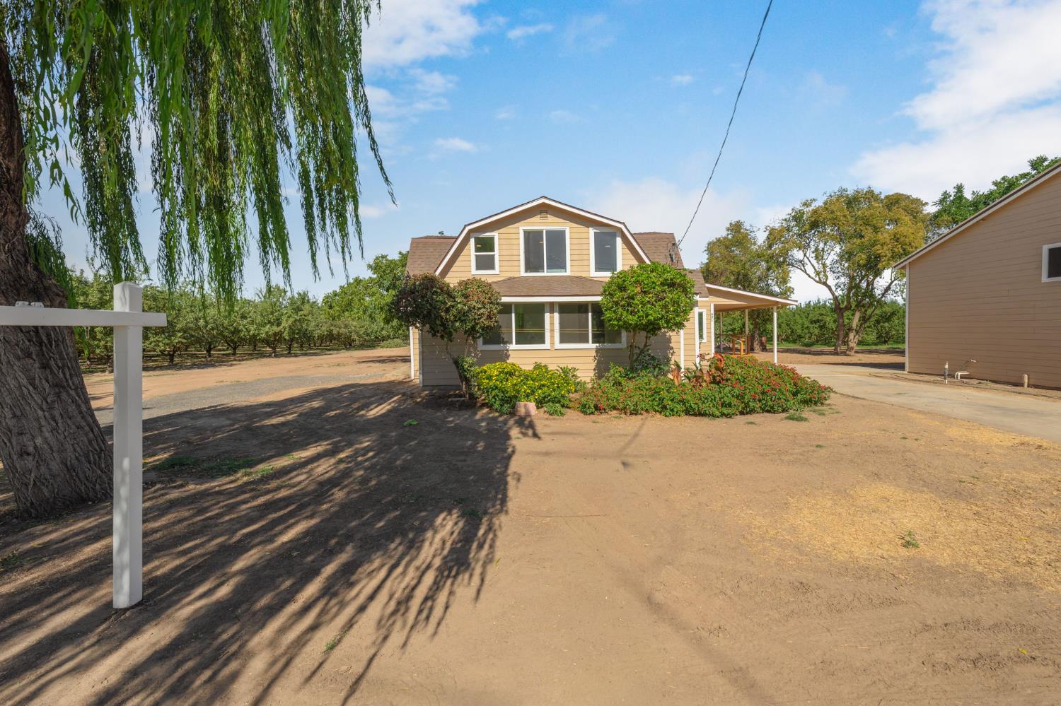 401 N Indiana Avenue Modesto CA 95357