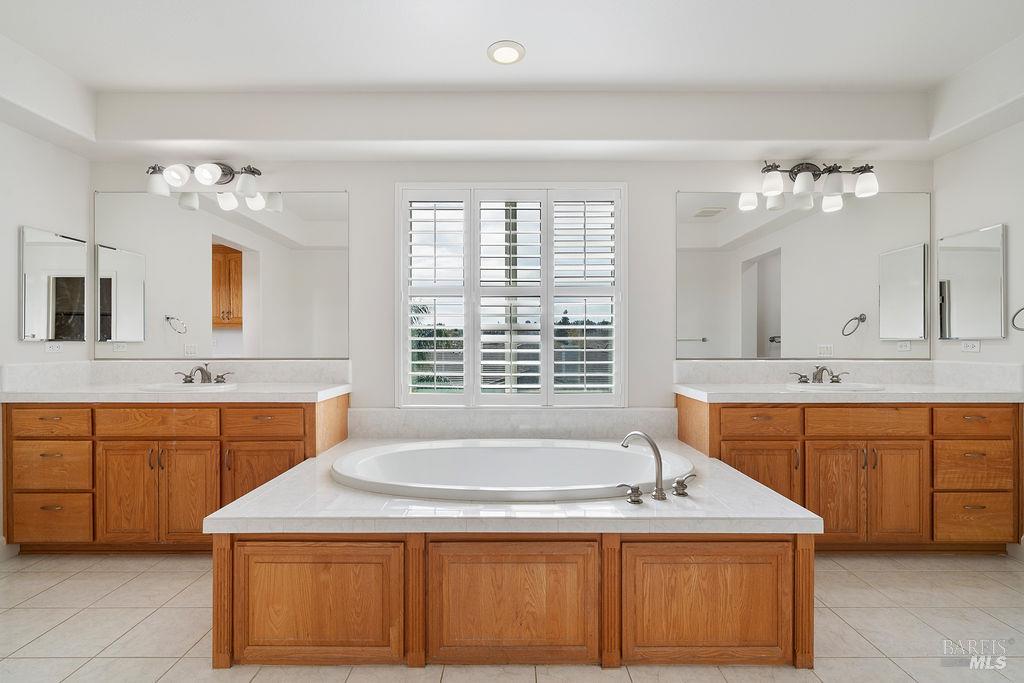 767 Mary Court Benicia CA 94510