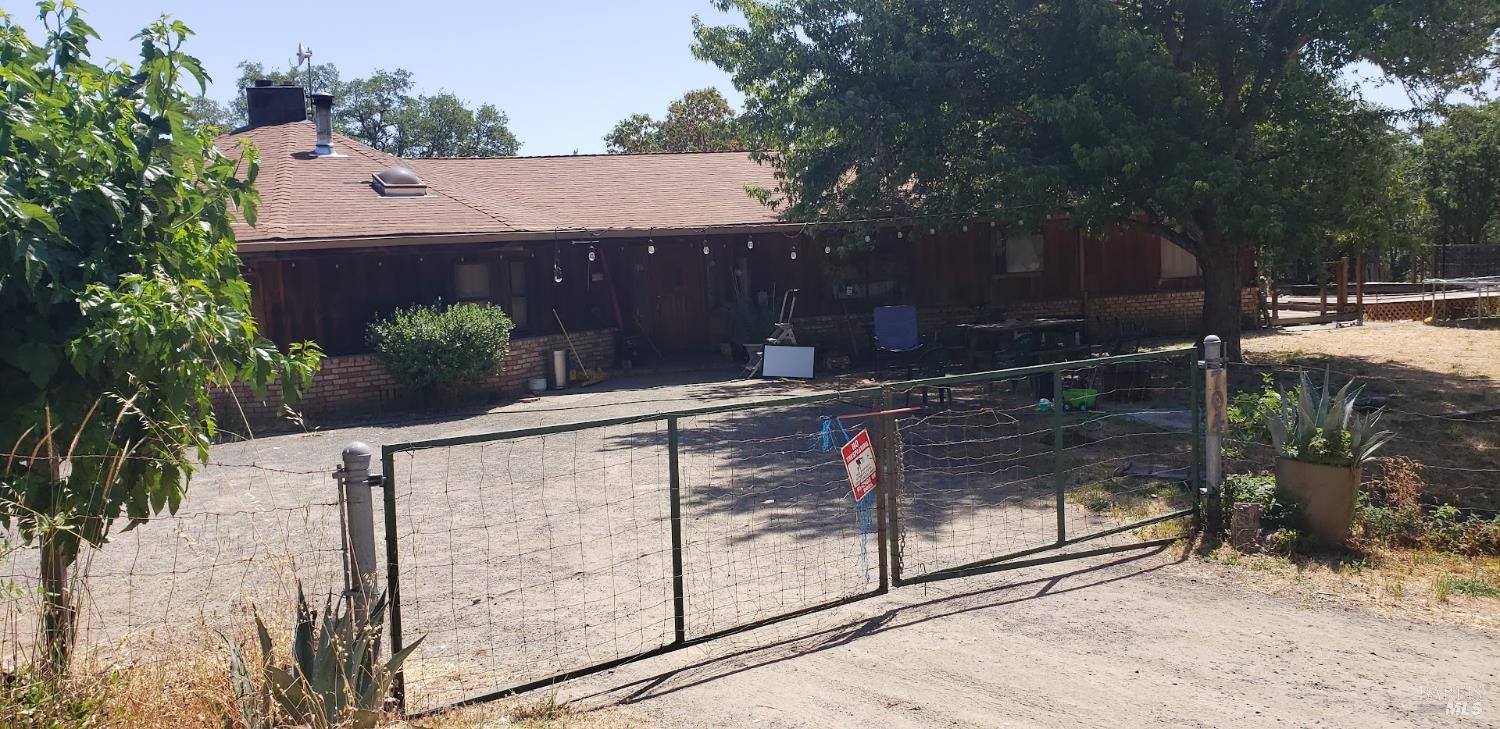 704 Conrad Road Redwood Valley CA 95470