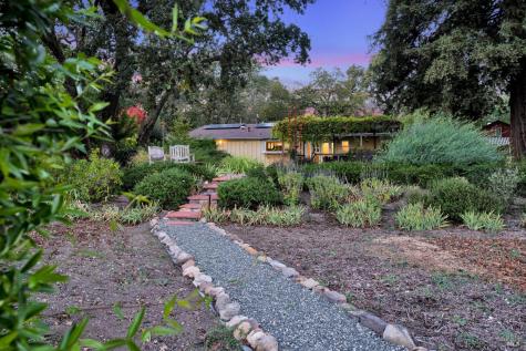 180 W Trinity Road Glen Ellen CA 95442