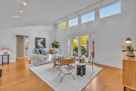 180 W Trinity Road Glen Ellen CA 95442