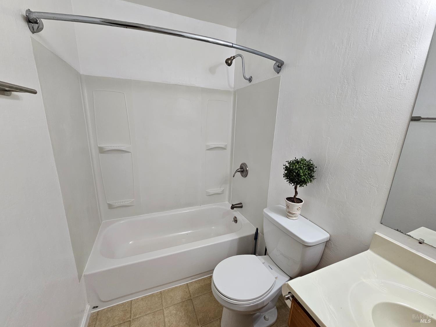 2461 Oceanic Drive Fairfield CA 94533