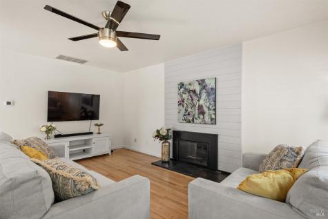 408 Buena Tierra Court Windsor CA 95492