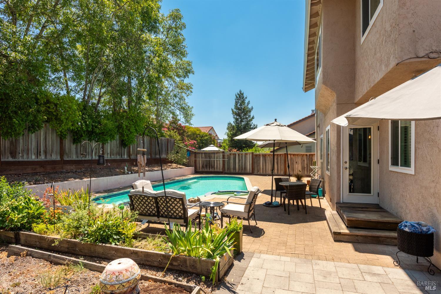408 Buena Tierra Court Windsor CA 95492