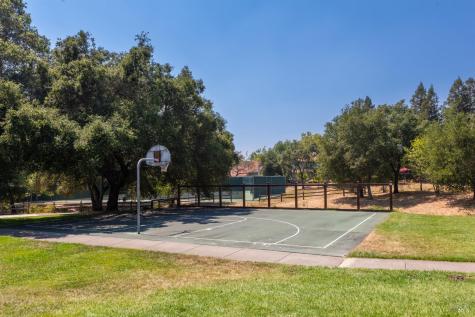 408 Buena Tierra Court Windsor CA 95492