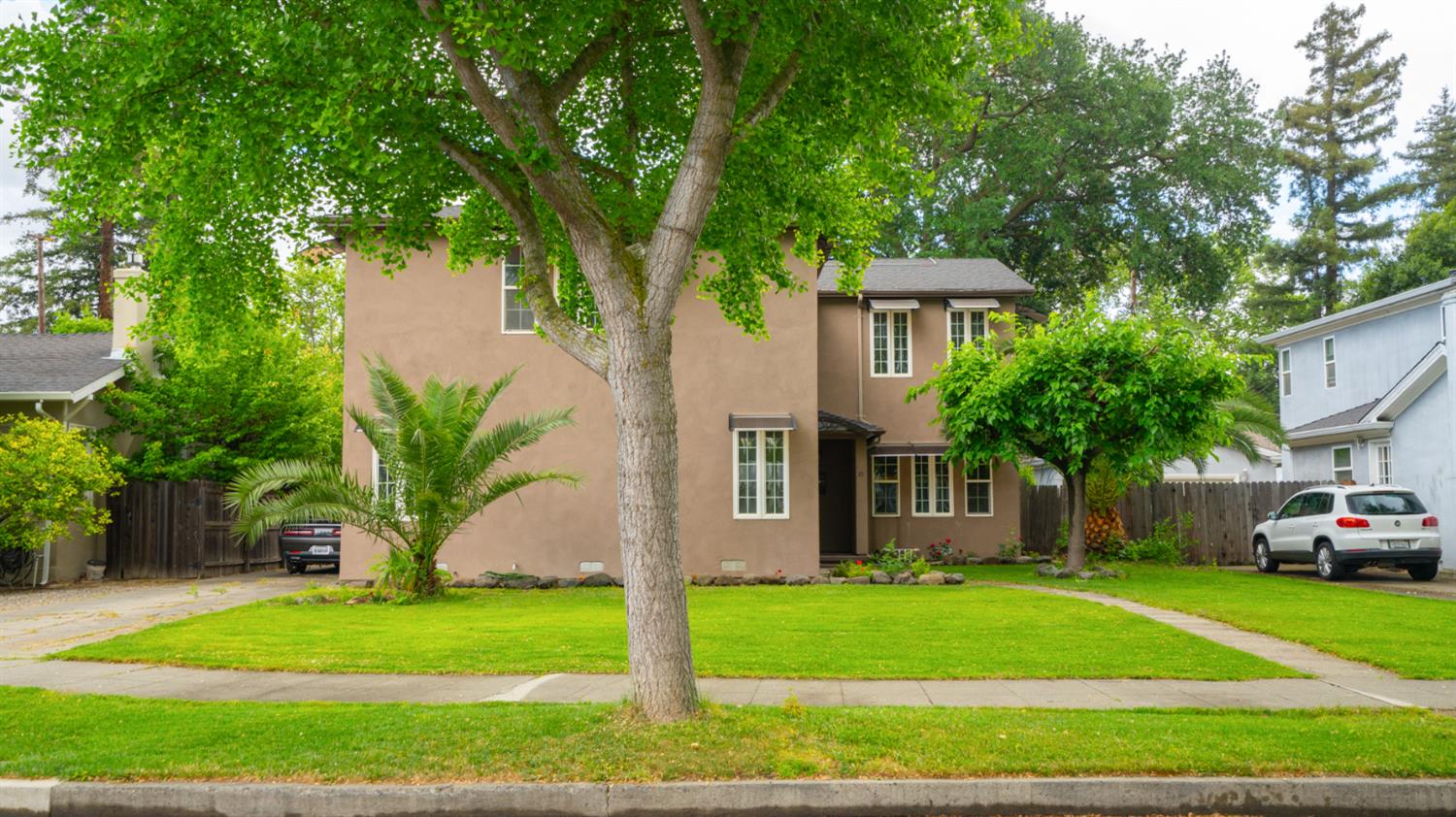 10 Palm Avenue Woodland CA 95695