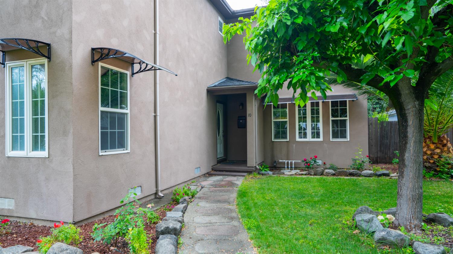 10 Palm Avenue Woodland CA 95695