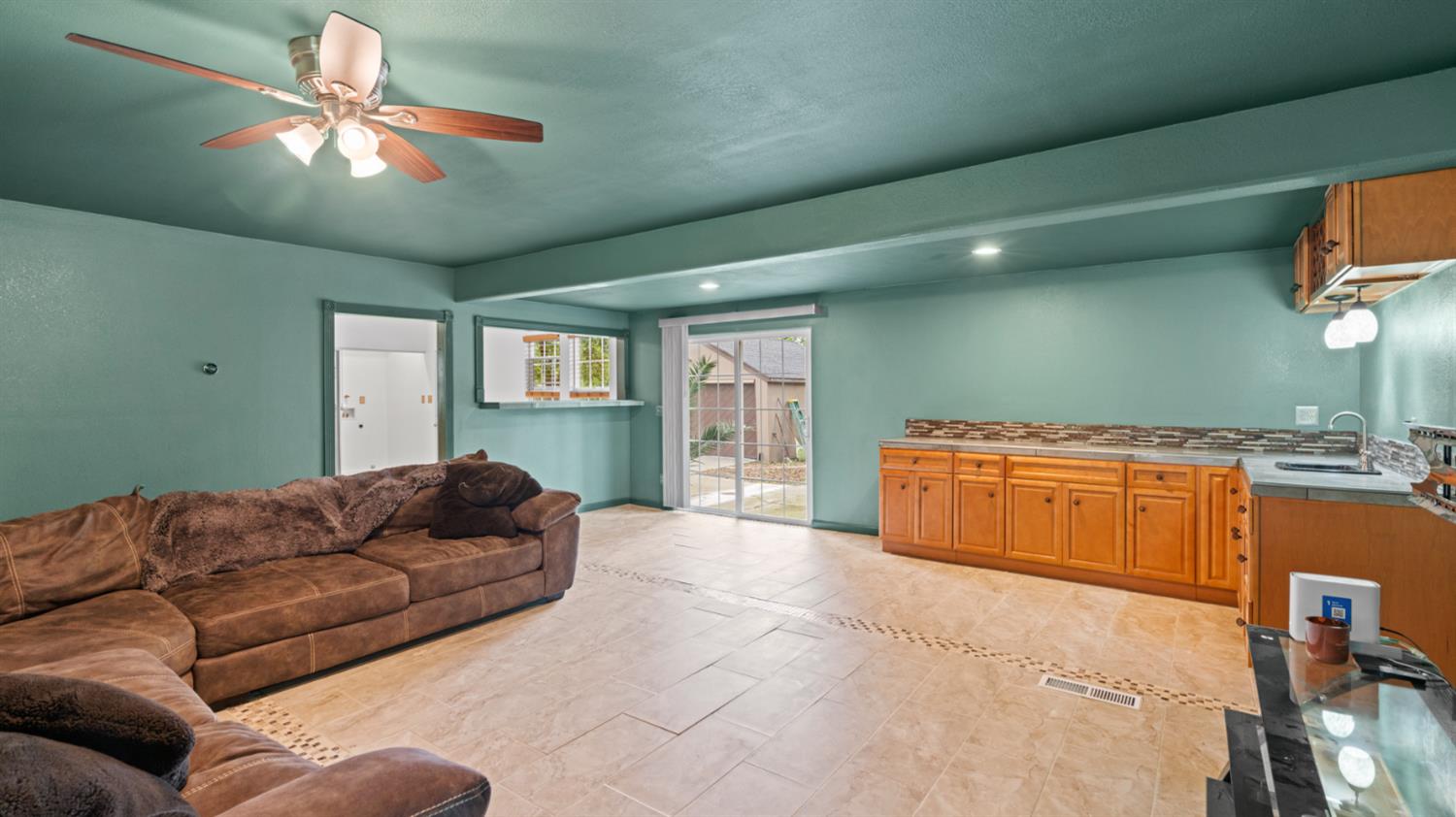 10 Palm Avenue Woodland CA 95695