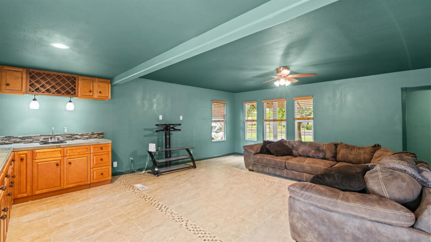 10 Palm Avenue Woodland CA 95695