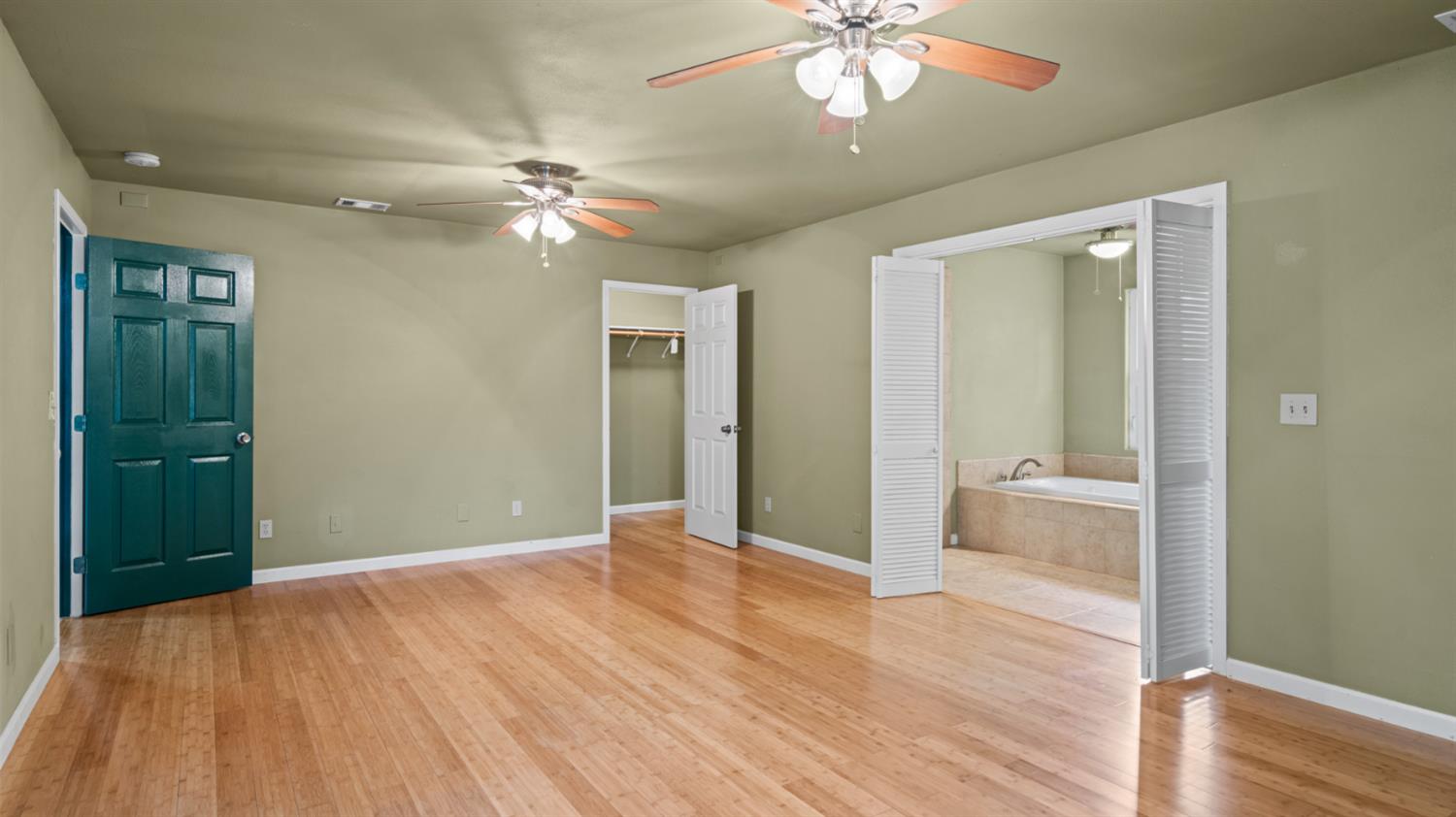 10 Palm Avenue Woodland CA 95695