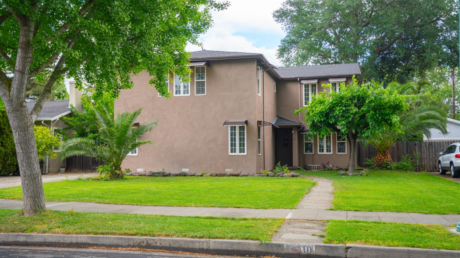 10 Palm Avenue Woodland CA 95695