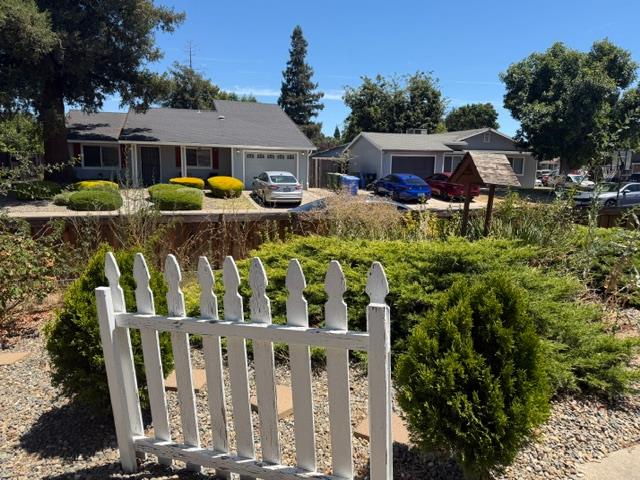 9670 N Jan Marie Way Elk Grove CA 95624