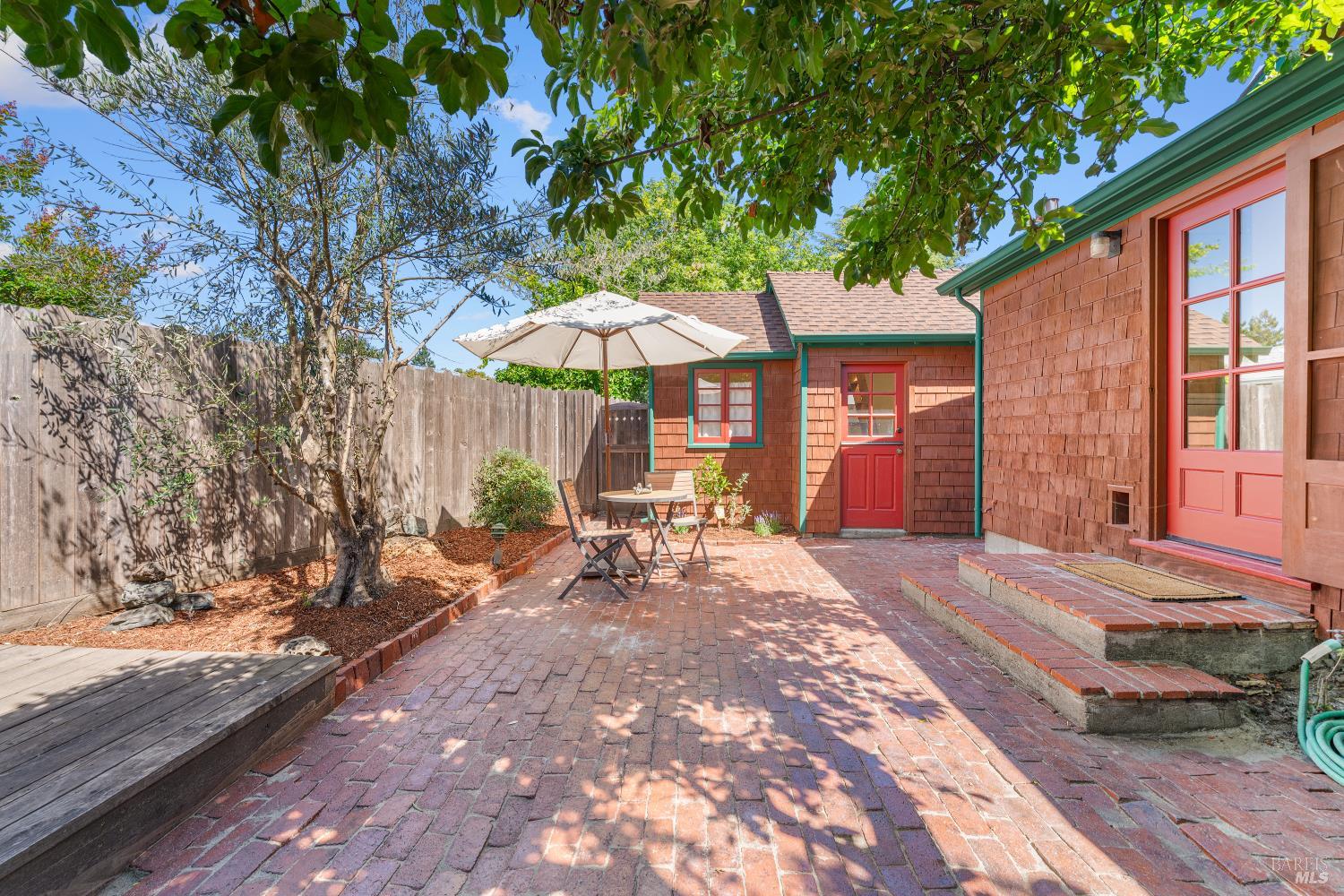309 Hendley Street Santa Rosa CA 95404