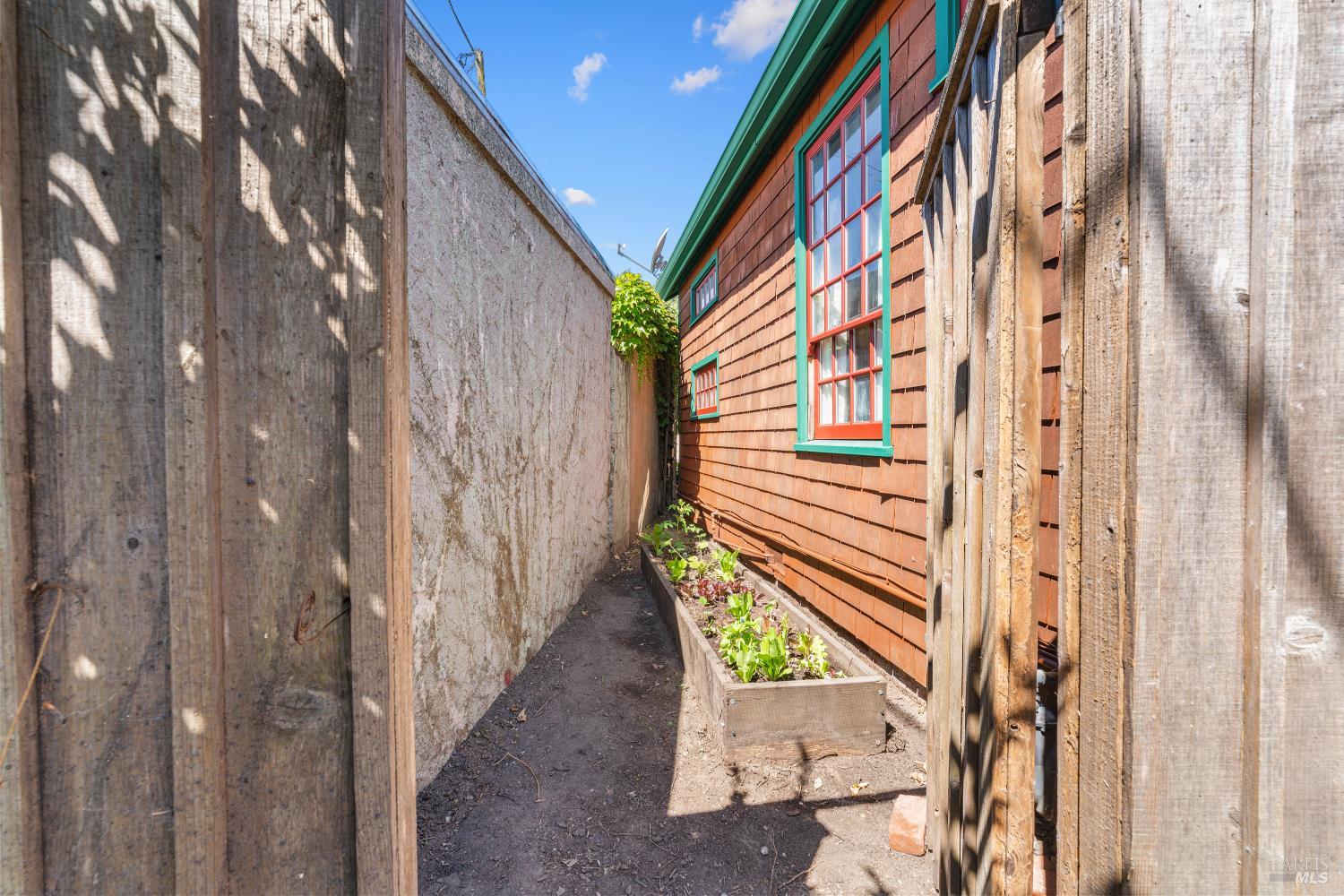 309 Hendley Street Santa Rosa CA 95404