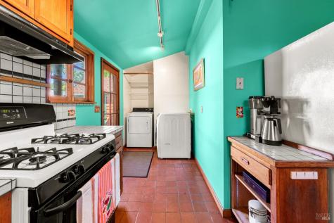 309 Hendley Street Santa Rosa CA 95404