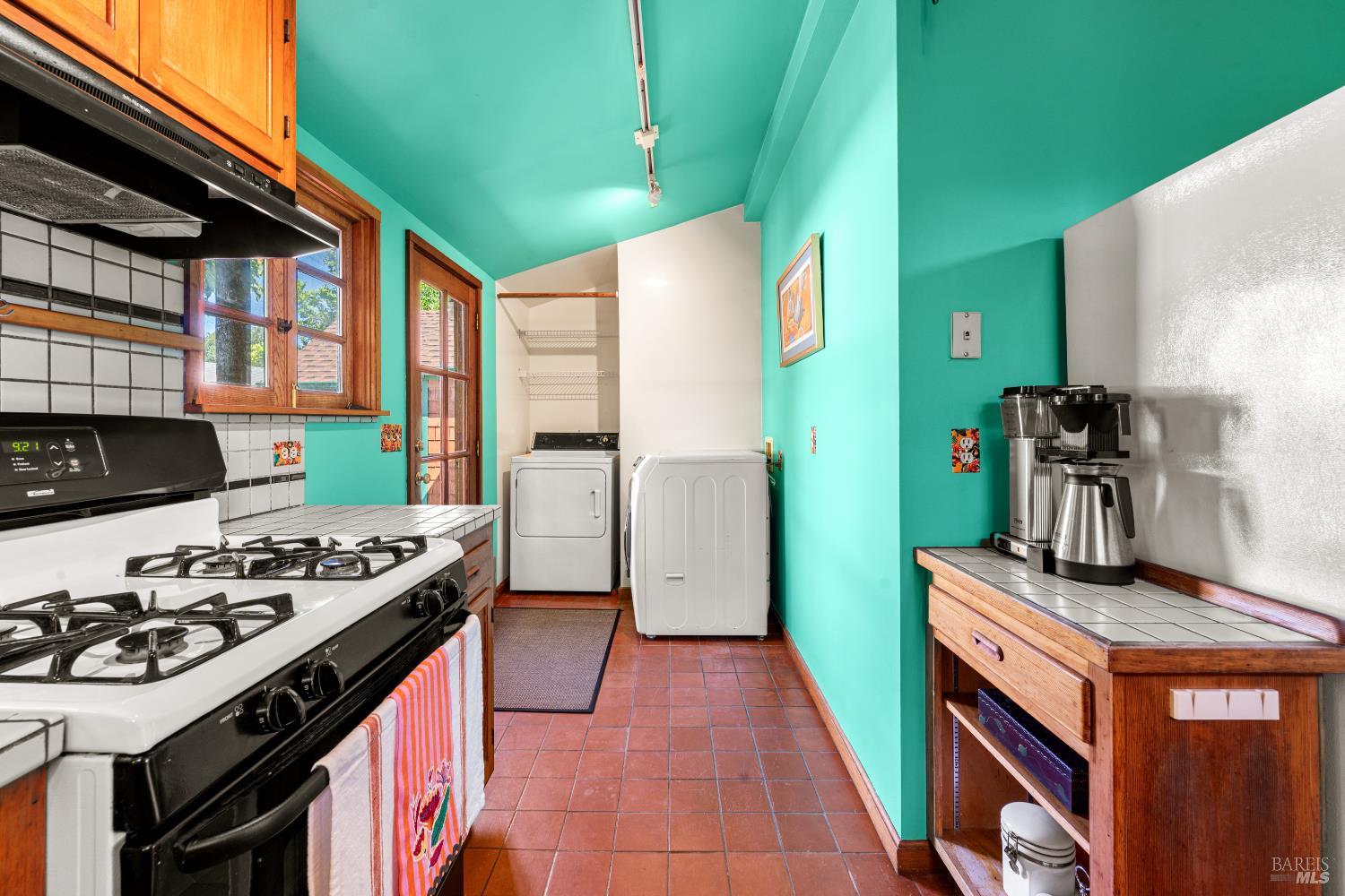309 Hendley Street Santa Rosa CA 95404