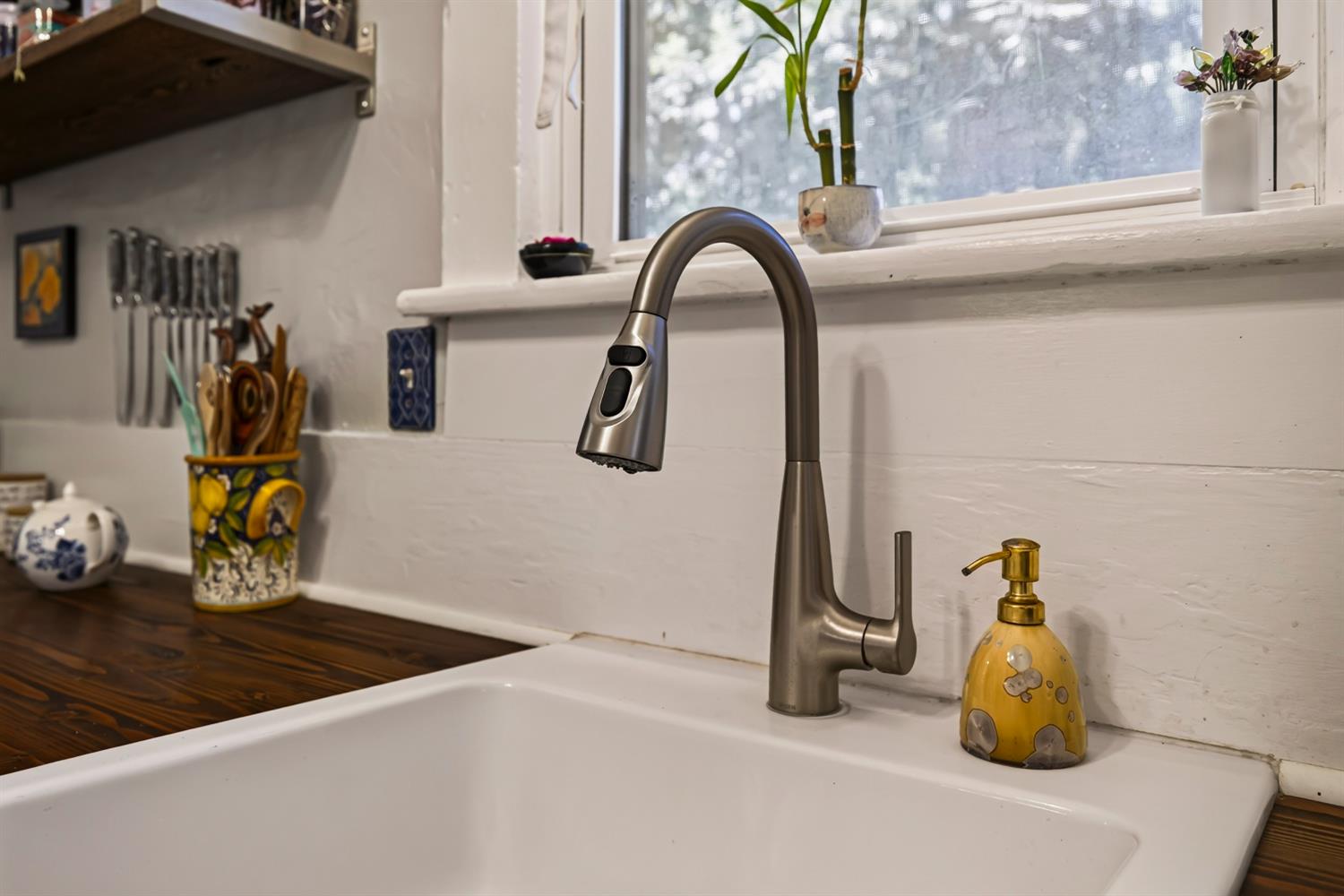 148 W 16th Street Chico CA 95928