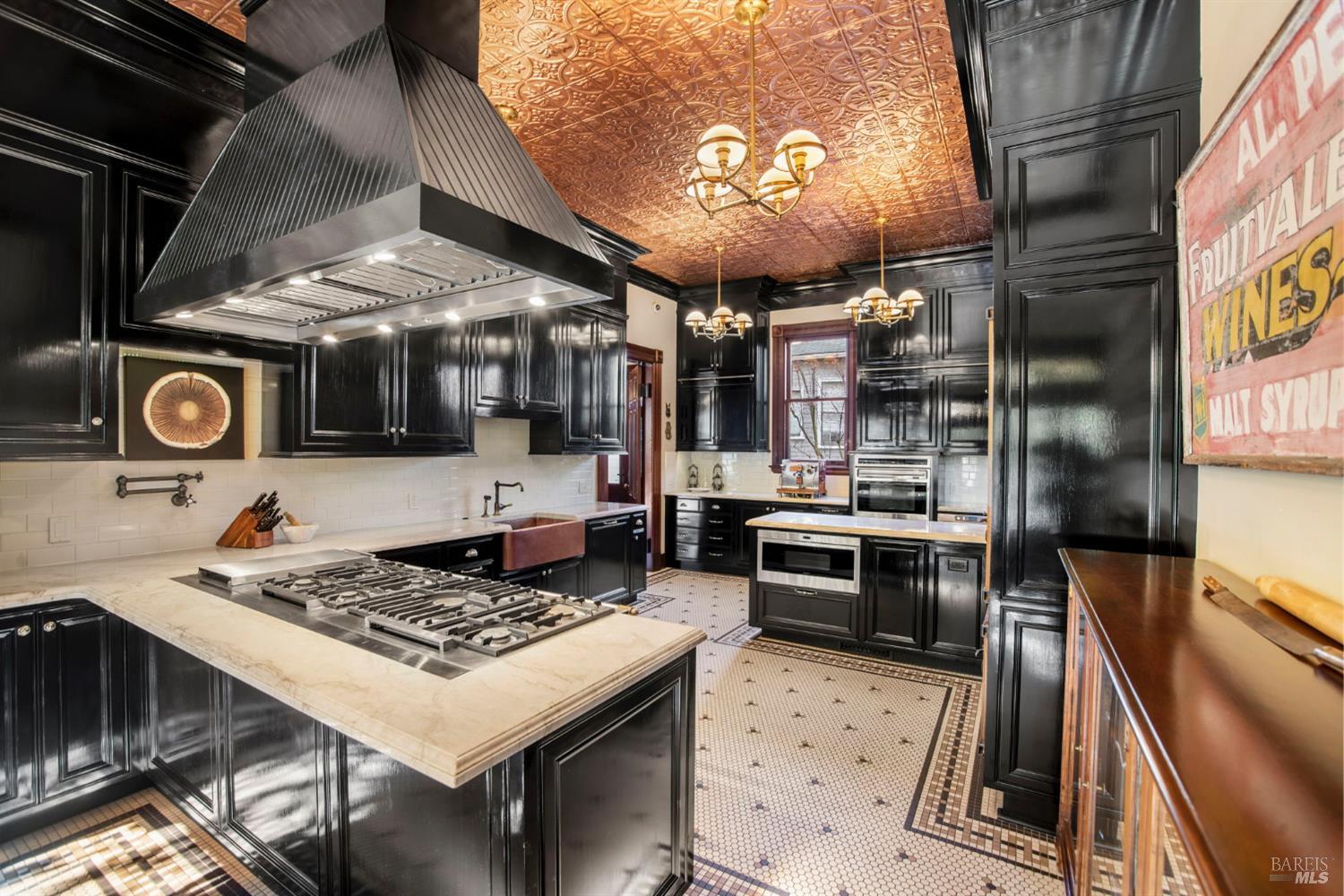 608 Randolph Street Napa CA 94559