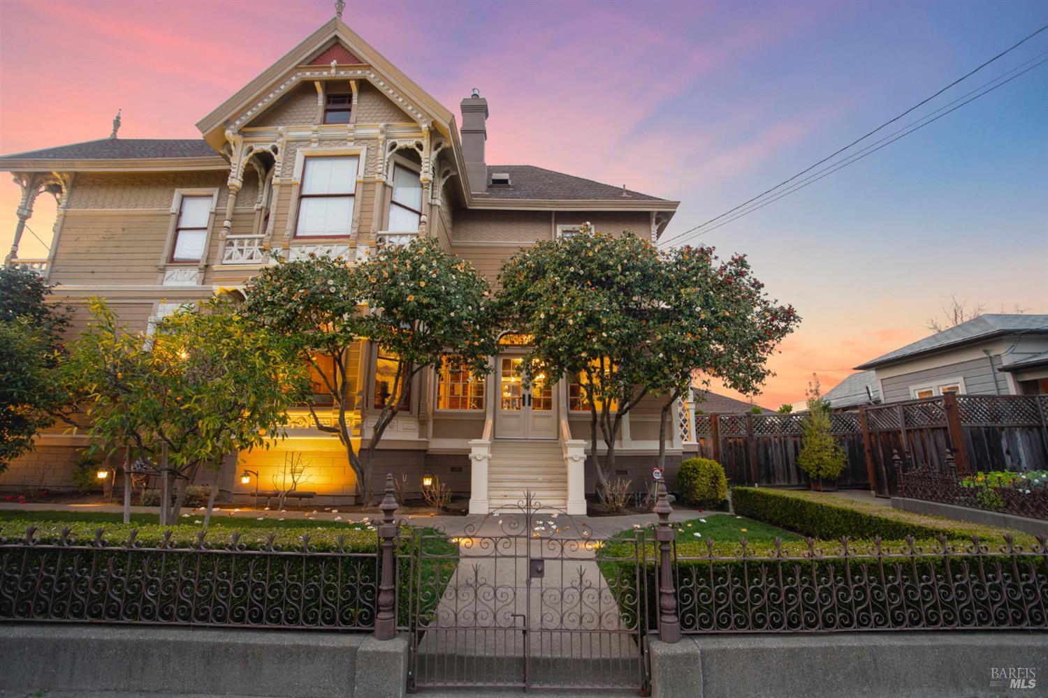 608 Randolph Street Napa CA 94559