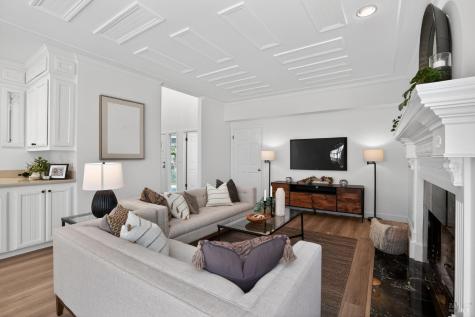 16 Figtree Lane Novato CA 94947