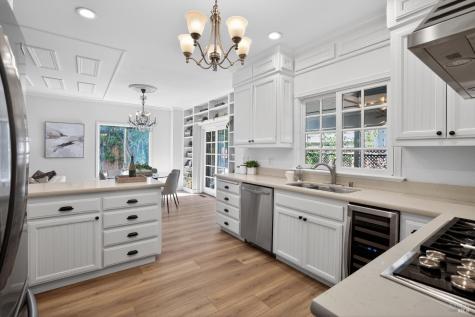 16 Figtree Lane Novato CA 94947