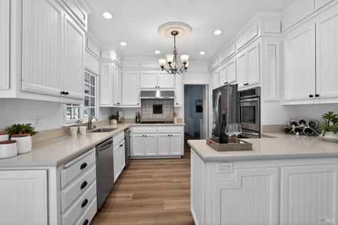 16 Figtree Lane Novato CA 94947
