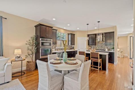 125 Anish Way Windsor CA 95492