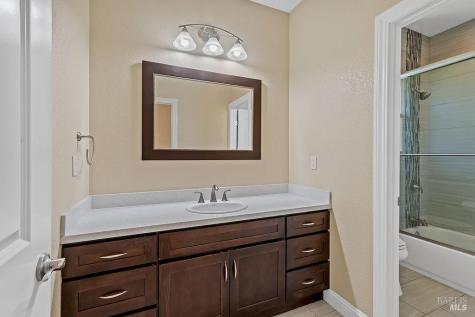 125 Anish Way Windsor CA 95492