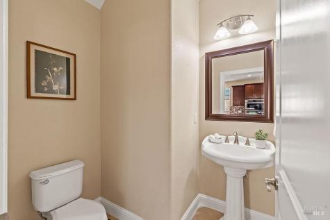 125 Anish Way Windsor CA 95492