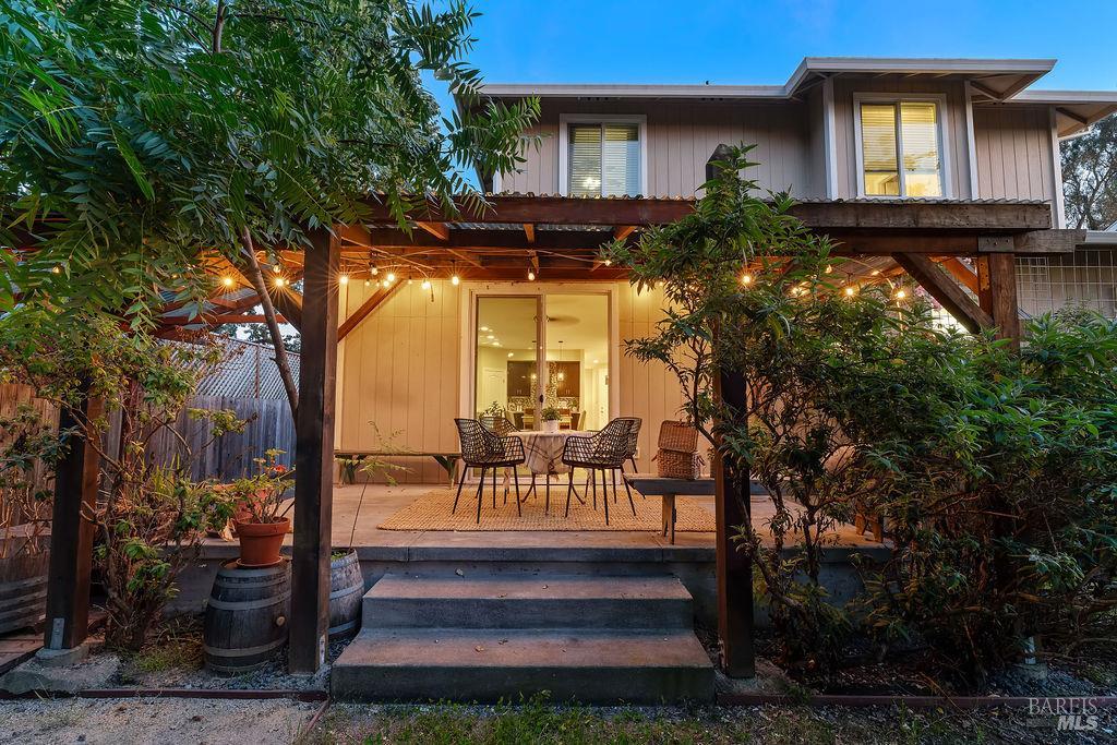 125 Anish Way Windsor CA 95492