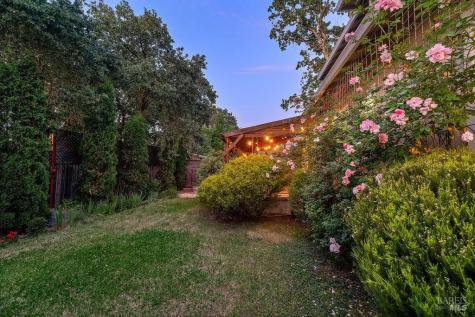 125 Anish Way Windsor CA 95492