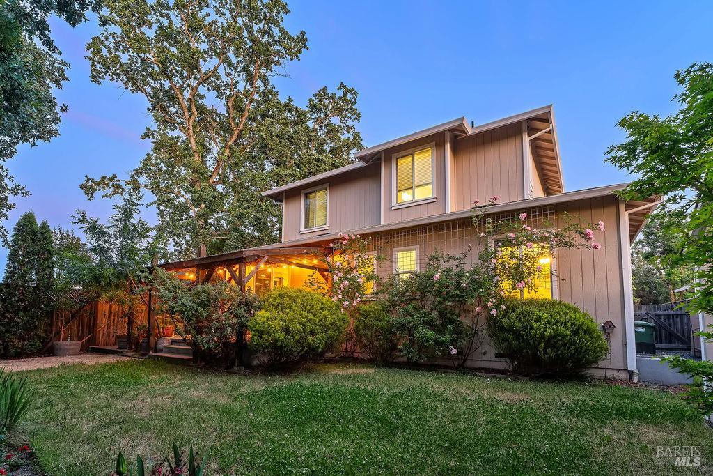 125 Anish Way Windsor CA 95492