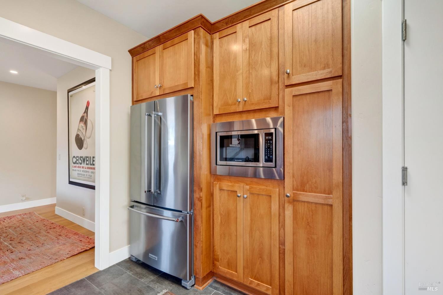 445-447 Monte Vista Avenue Healdsburg CA 95448