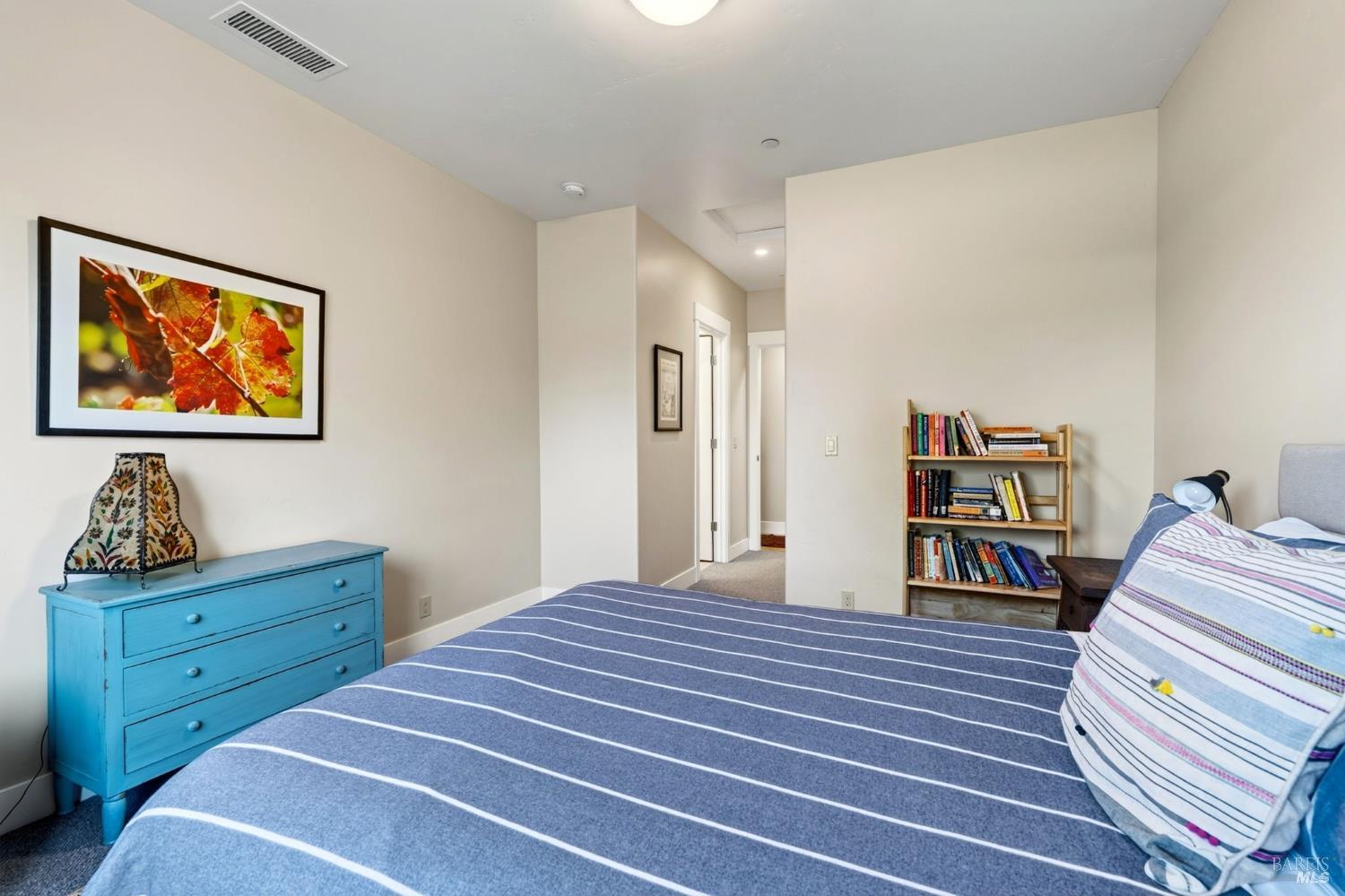 445-447 Monte Vista Avenue Healdsburg CA 95448