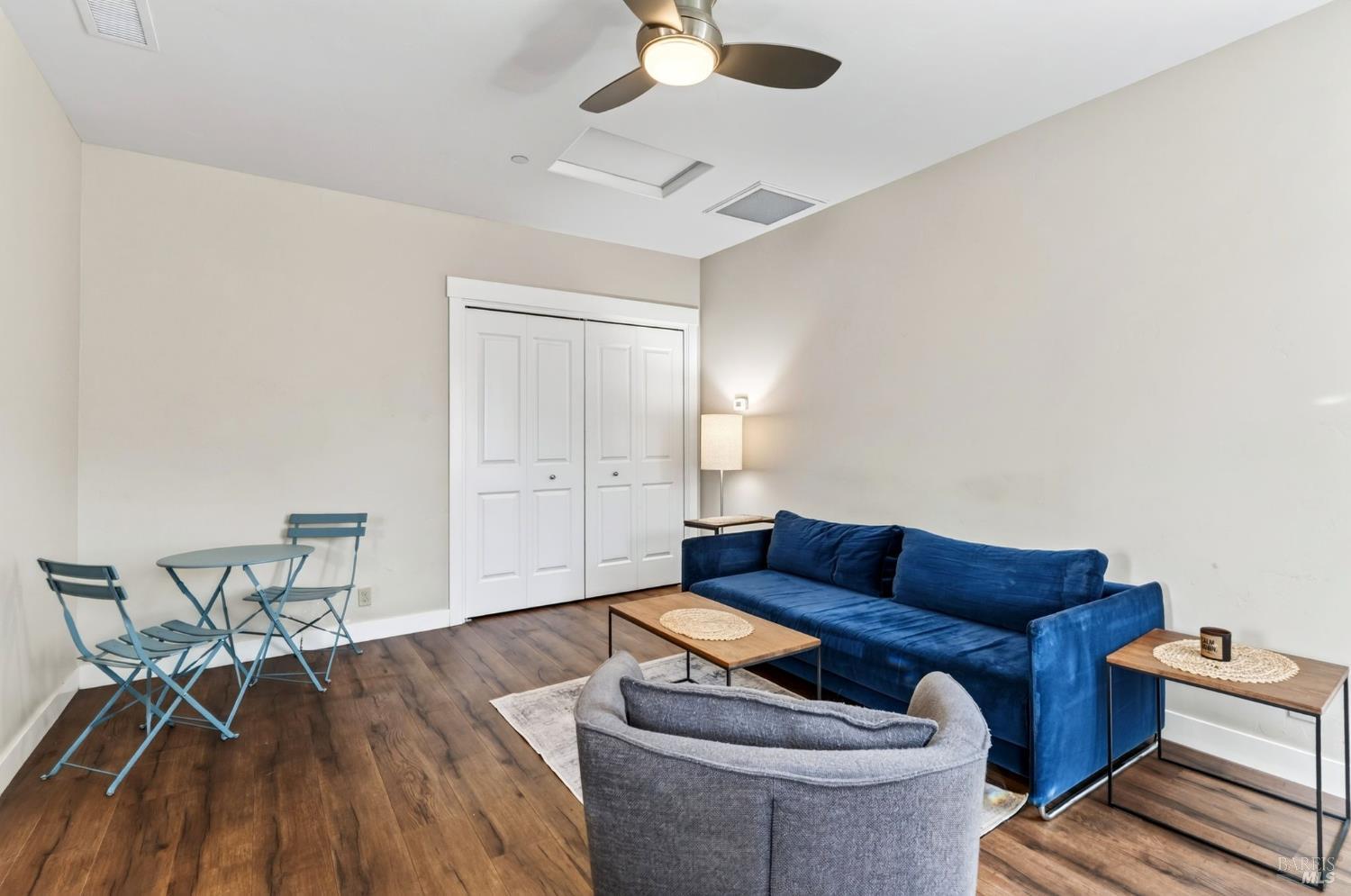 445-447 Monte Vista Avenue Healdsburg CA 95448
