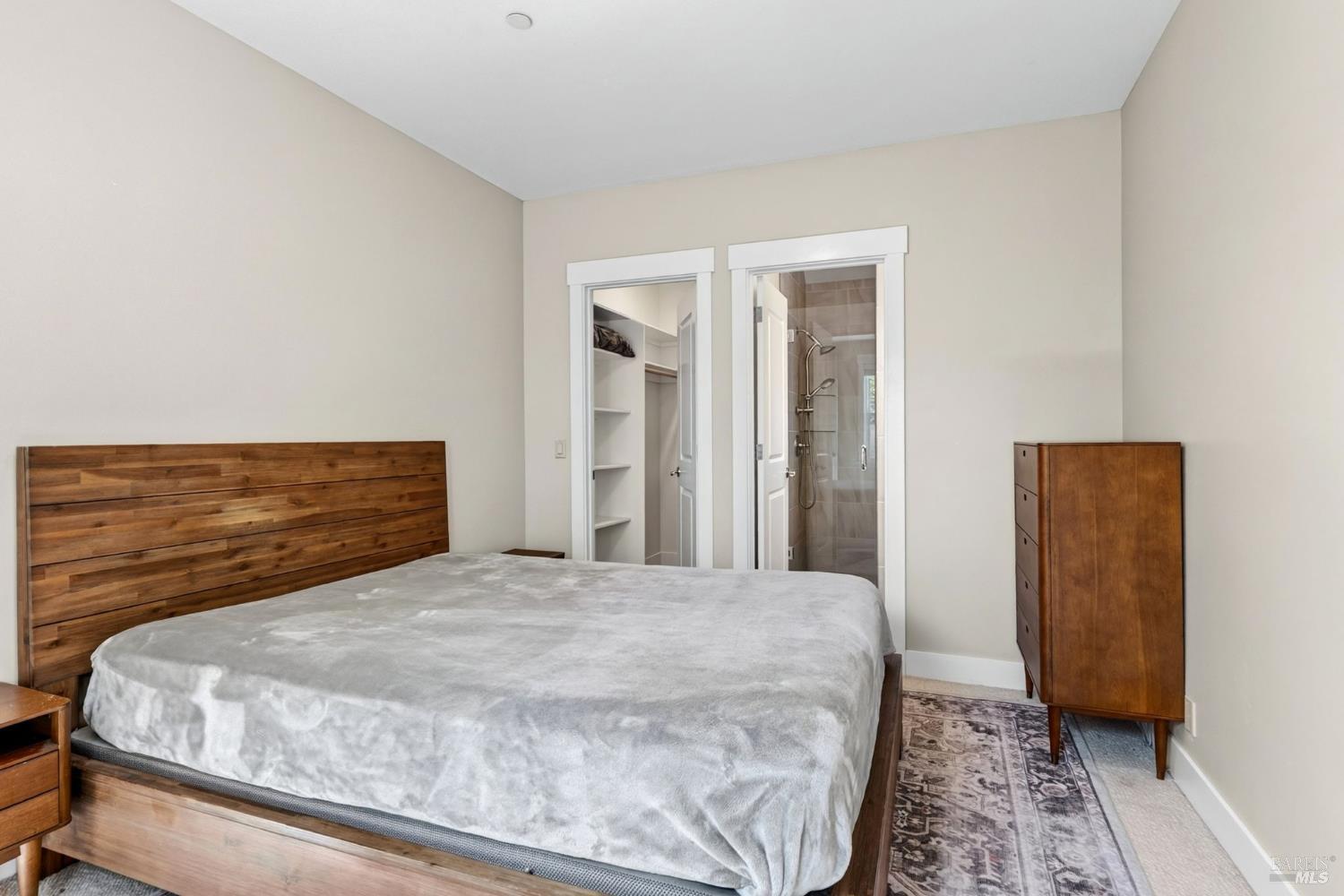 445-447 Monte Vista Avenue Healdsburg CA 95448