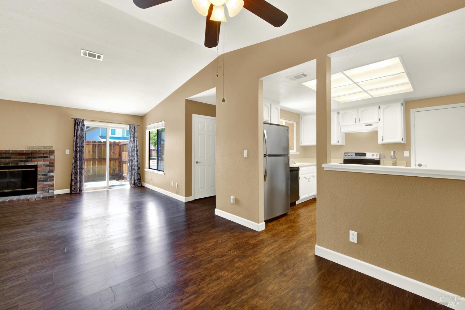903 Daniel Street Fairfield CA 94533