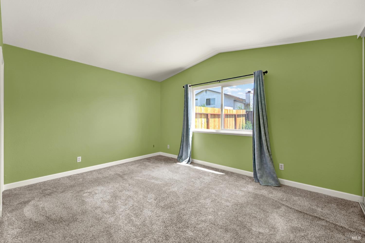 903 Daniel Street Fairfield CA 94533