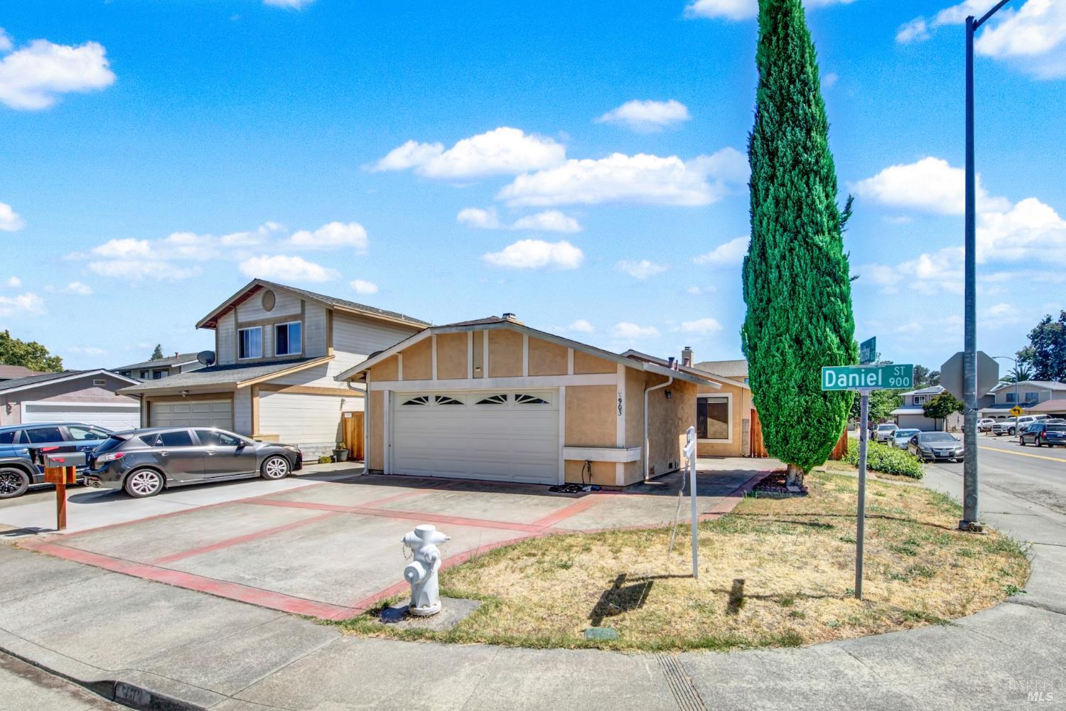 903 Daniel Street Fairfield CA 94533