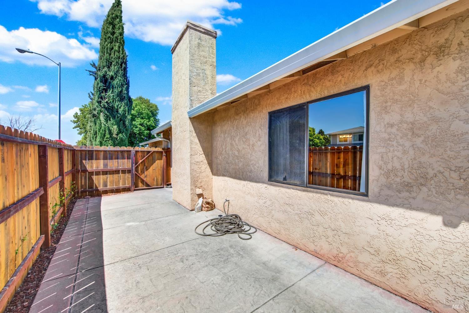 903 Daniel Street Fairfield CA 94533