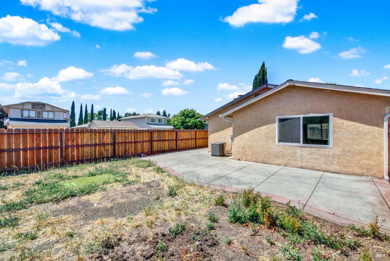 903 Daniel Street Fairfield CA 94533