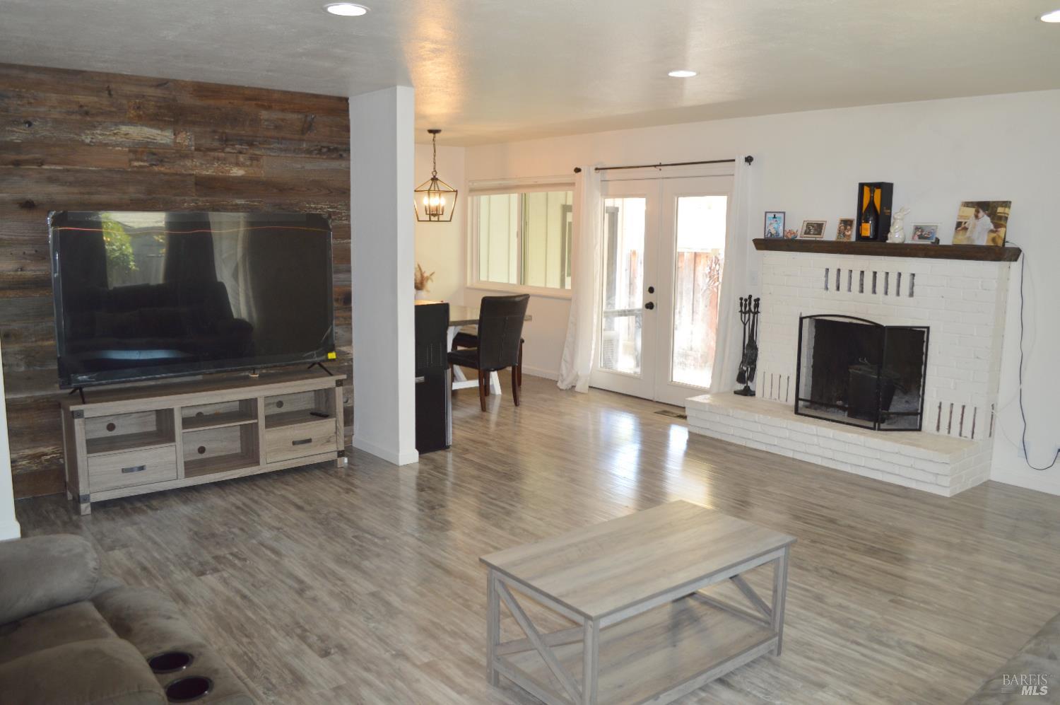 349 Washington Avenue Ukiah CA 95482