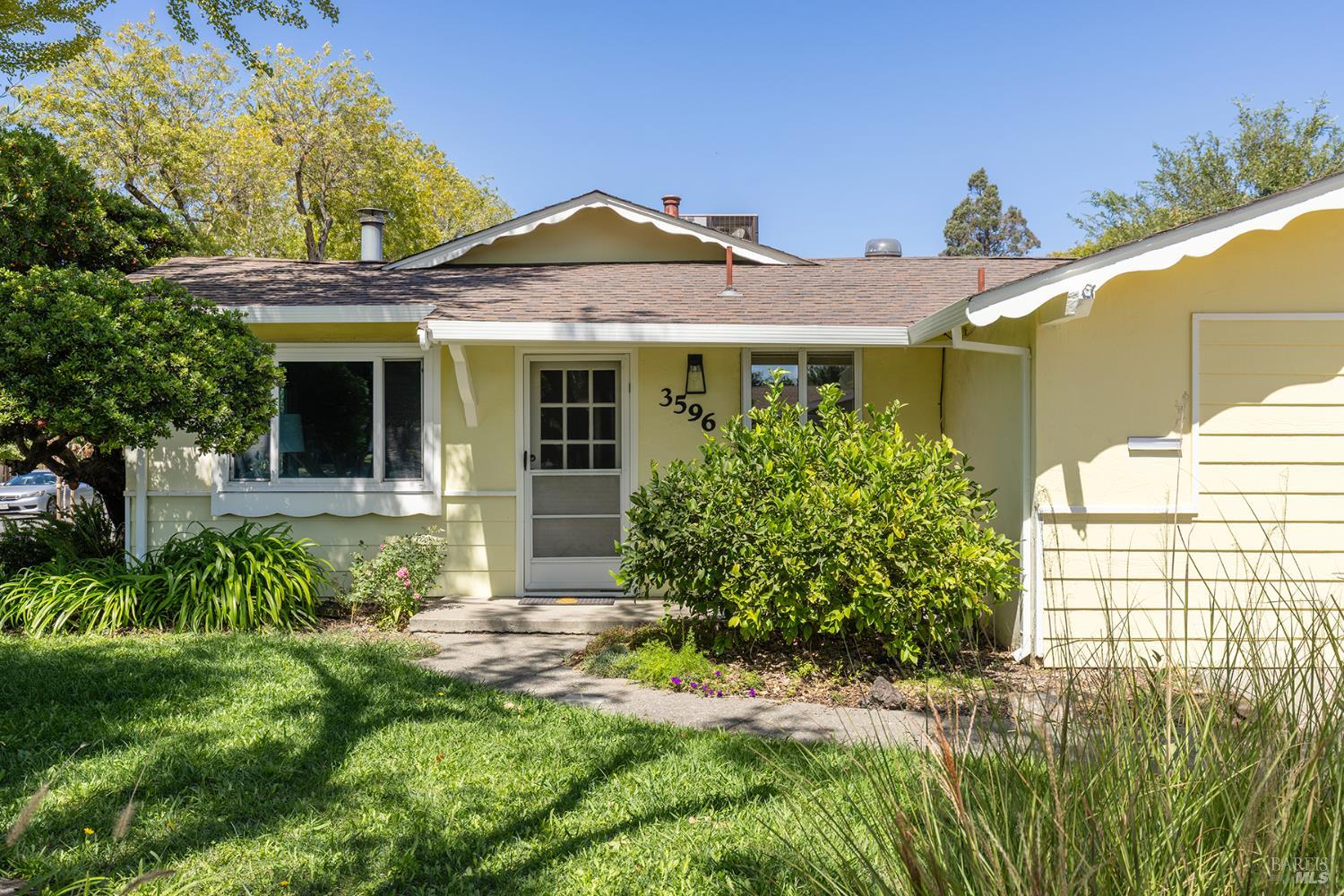 3596 Idlewild Avenue Napa CA 94558