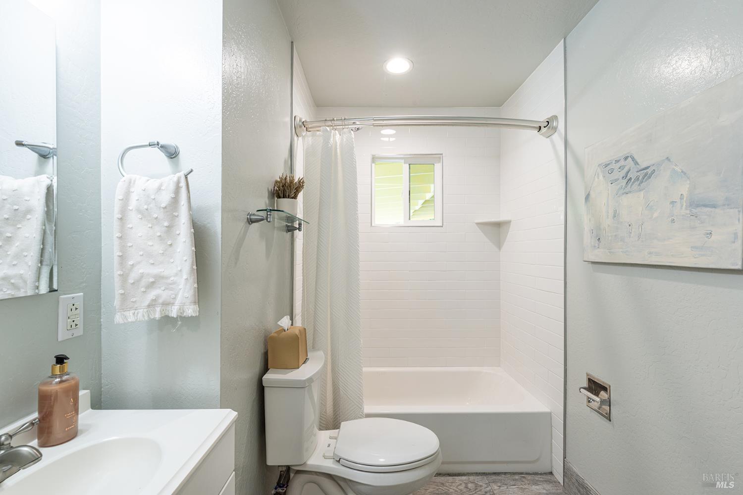 3596 Idlewild Avenue Napa CA 94558