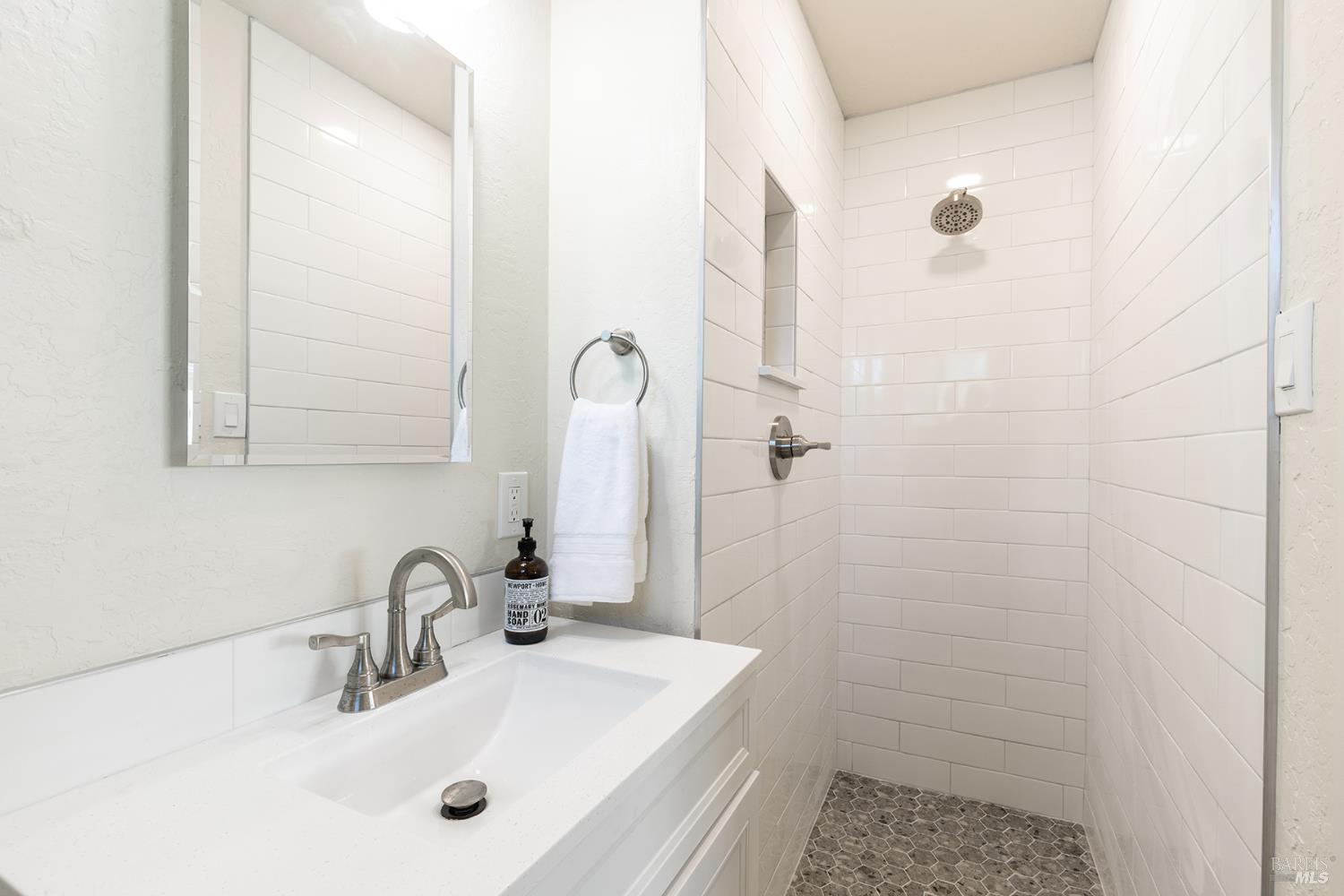 3596 Idlewild Avenue Napa CA 94558
